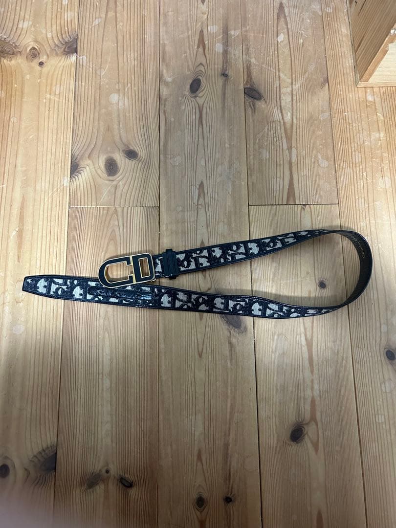 Christian Dior パターン入りレザーベルト