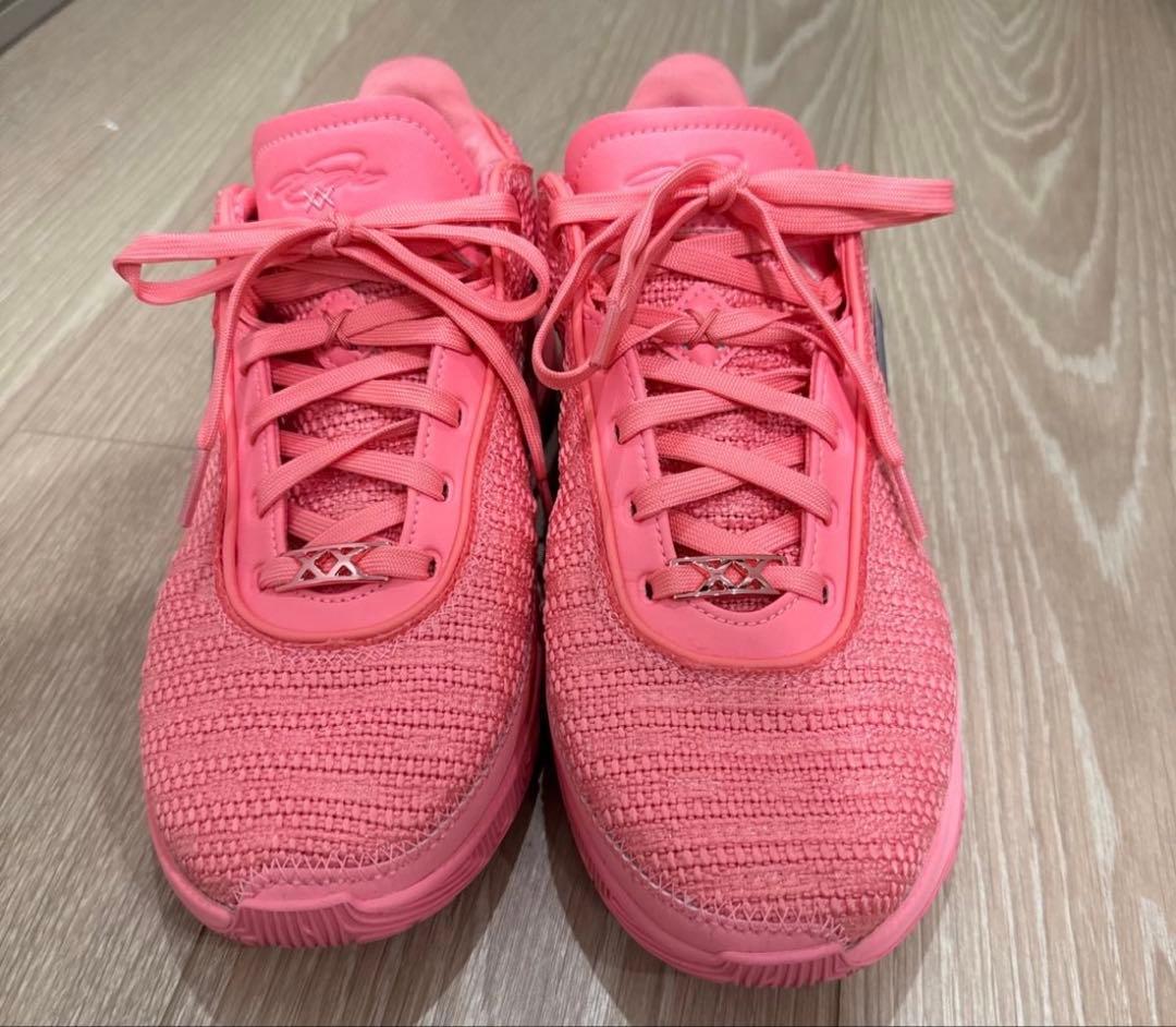 レブロン20 LeBron20 \"Pink Diamond\" 25cm