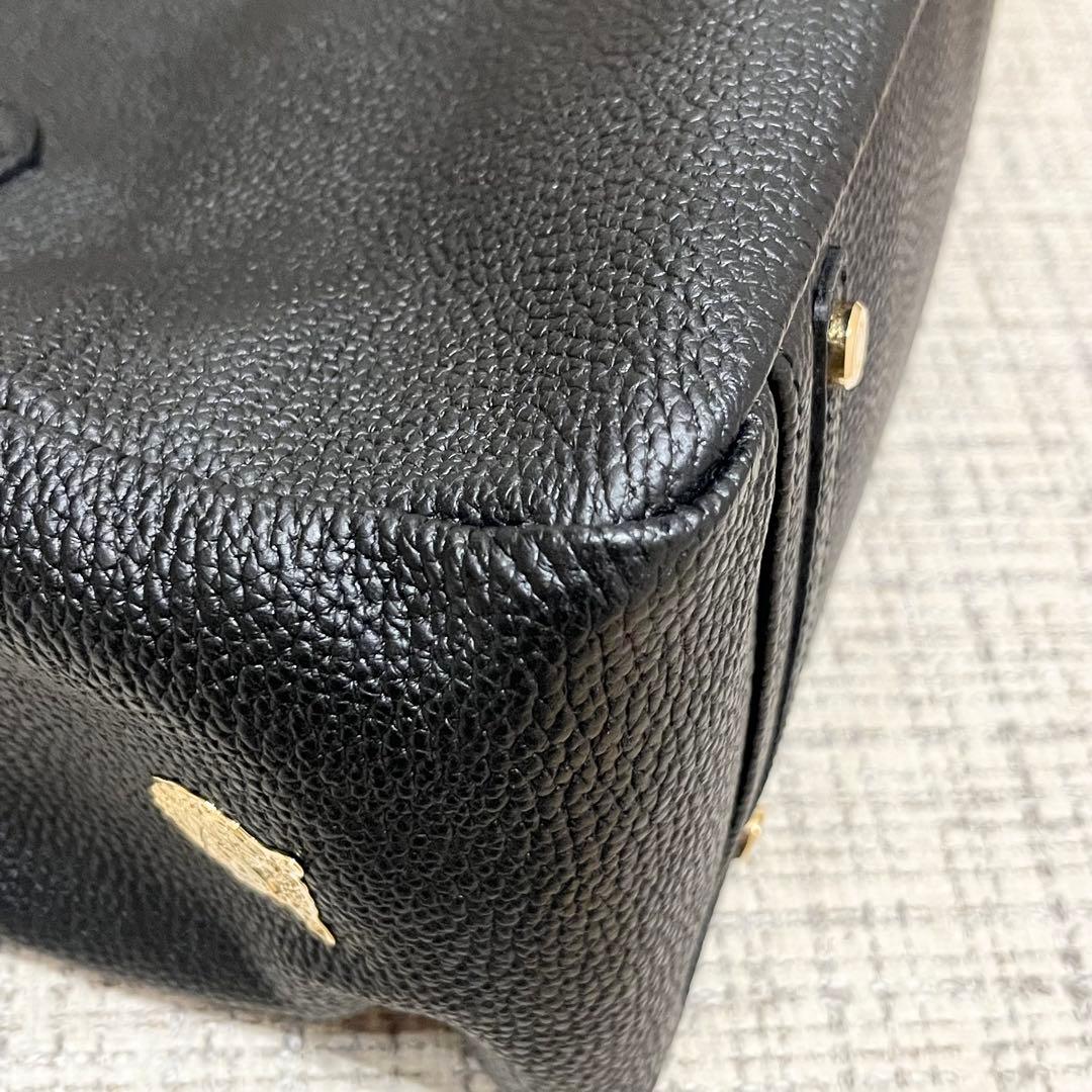 未使用品　A.D.M.J ハンドバッグ　シボ革　金具　ブラック　レザー　黒