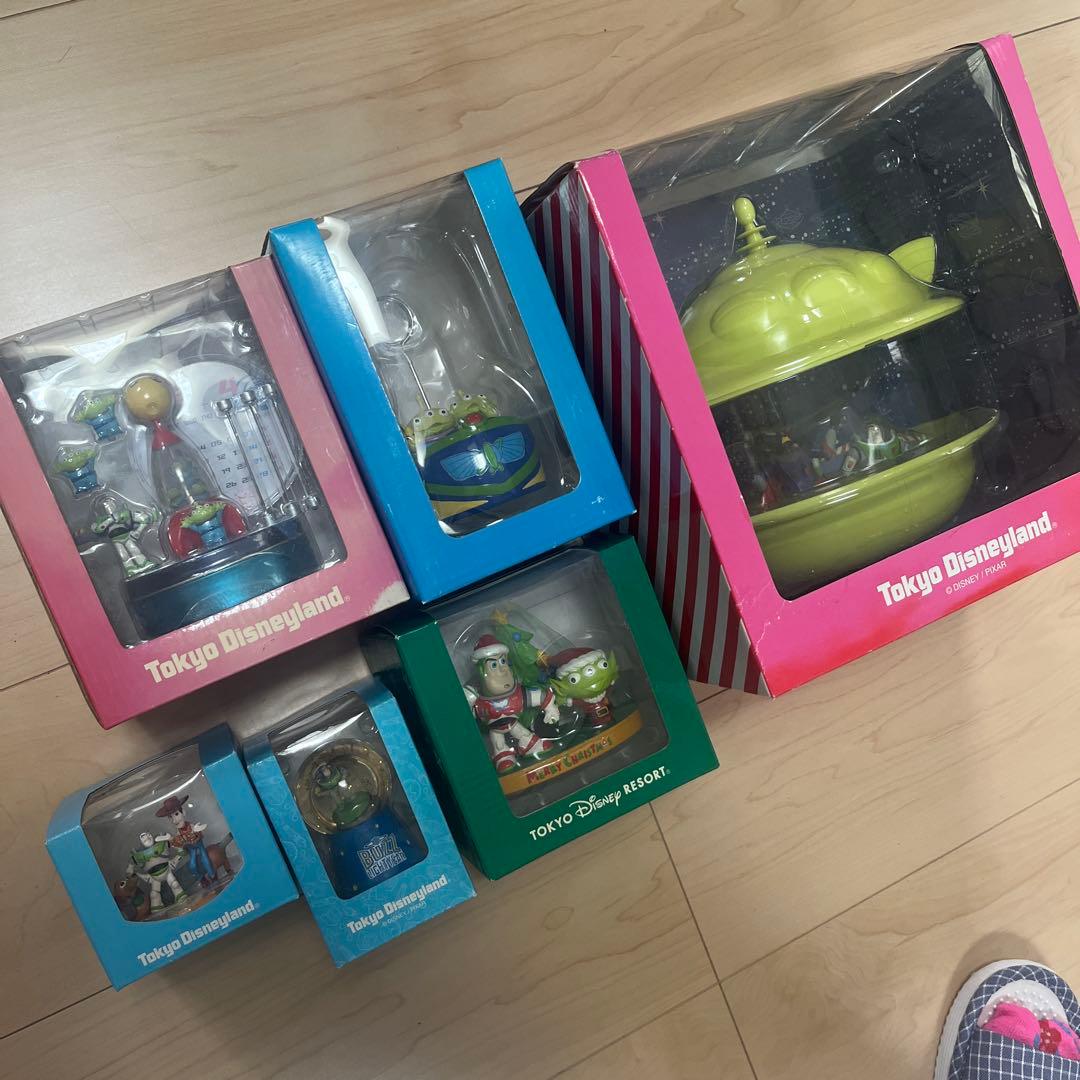 トイストーリー　バズライトイヤー フィギュア 置物　セット