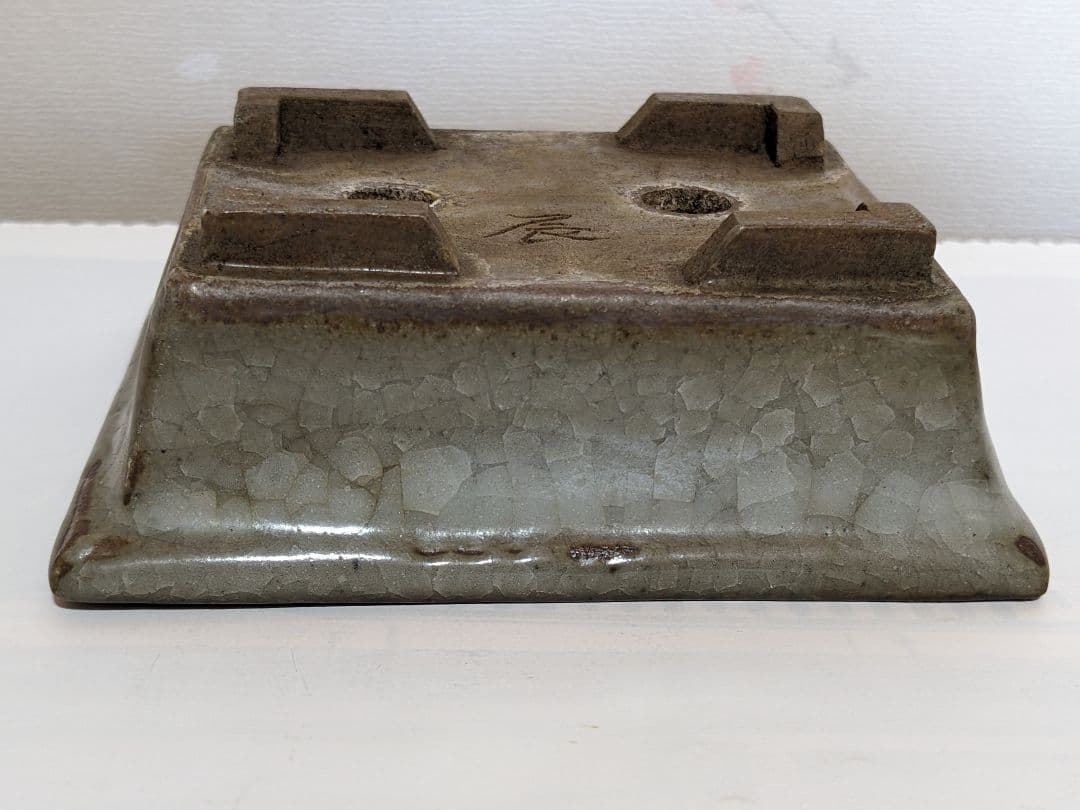 ♦小品盆栽鉢 辰の釘彫り印 長方形四足ミニ盆栽鉢？中国 国内 古美術骨董品