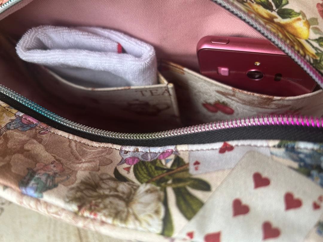 ラモちゃん様　ジョリーフルール カジュアルショルダーバッグ