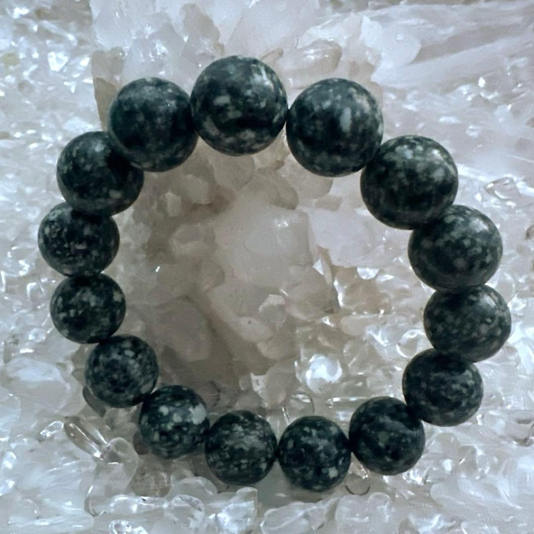 遠野霊石12mm 幸せと感謝がめぐりだす、やさしい高波動ブレスレット