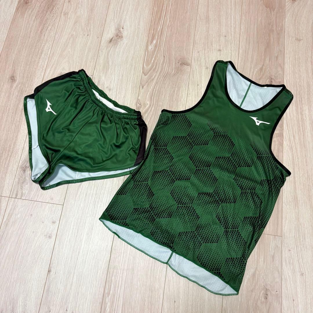 試着のみ✨ミズノ　ランニング　陸上　上下　セットアップ　ユニフォーム　Mサイズ