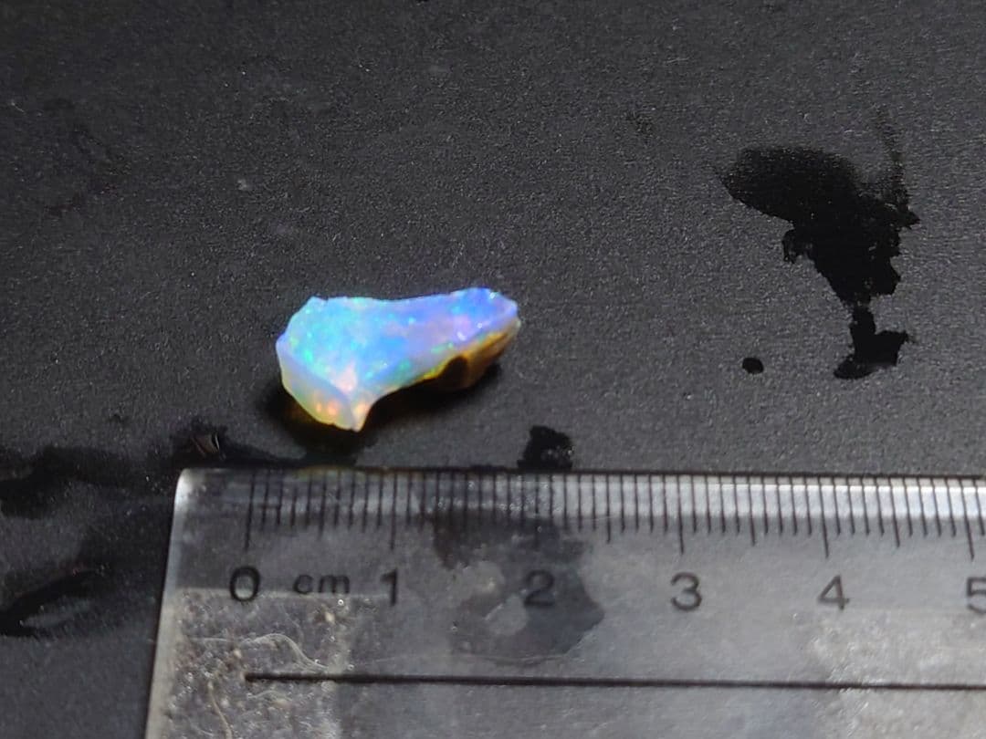 チョーク　オパール　エチオピアウェロ産　鉱物標本　原石