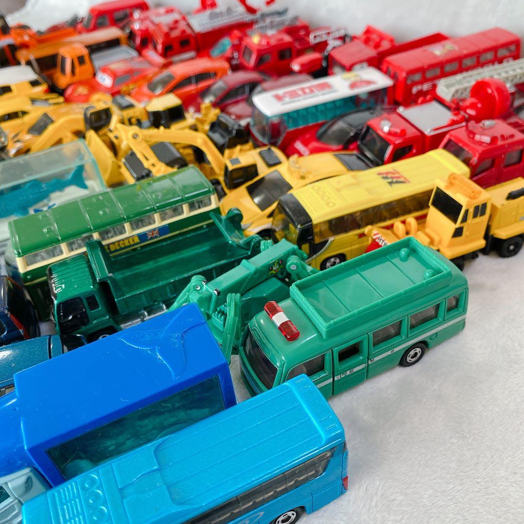 トミカ　85台　セット　大量　まとめ売り　ミニカー　車　はたらく車