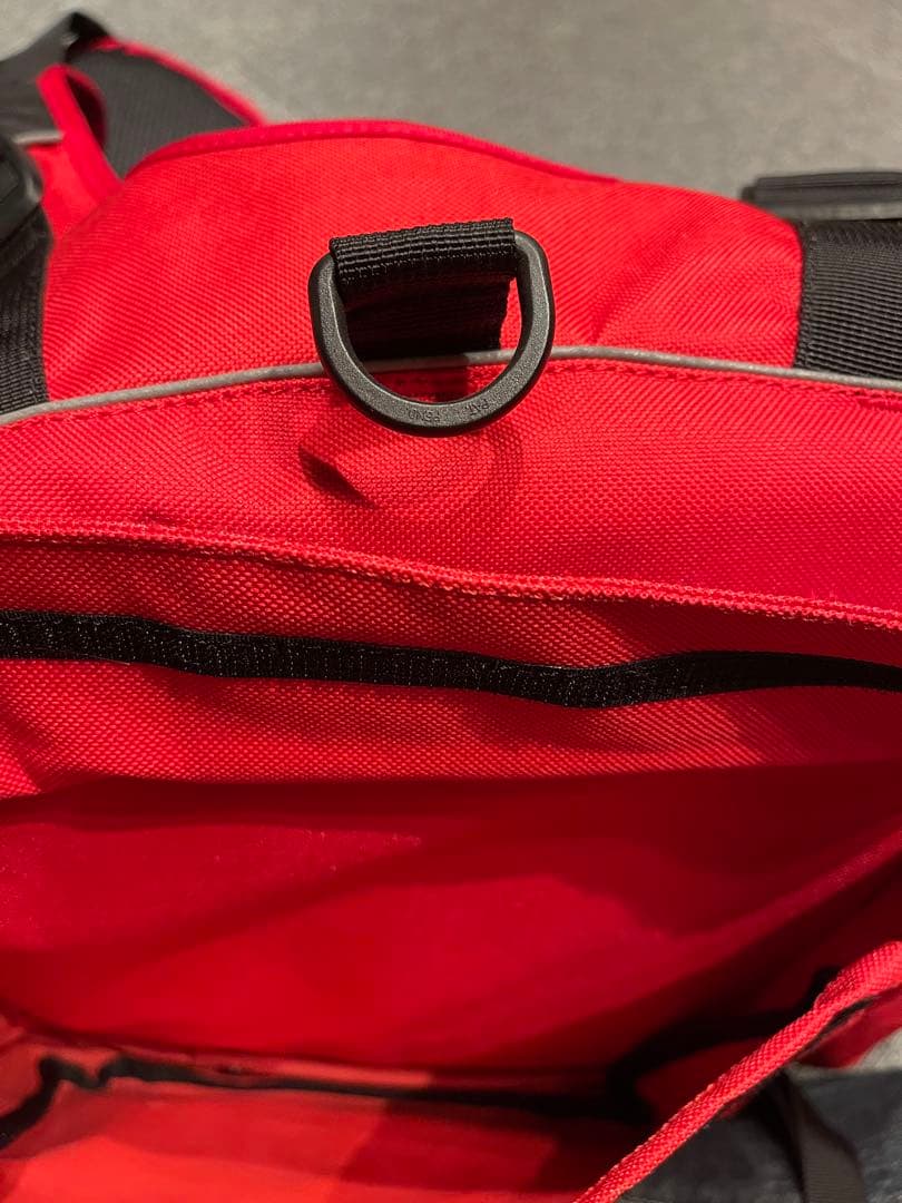 YO-ZURI フィッシングベスト レッド