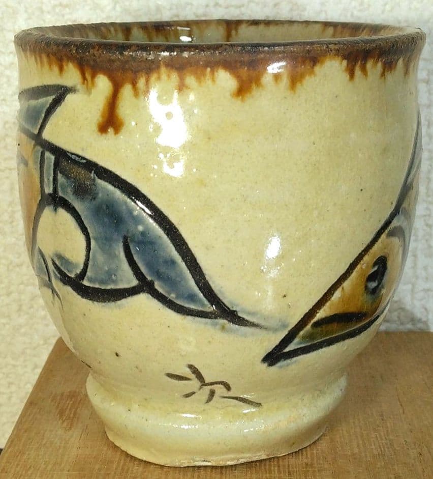 人間国宝 金城次郎 壷屋焼湯呑 栞 共箱 美品 壺屋焼 やちむん 明るい焼き上り