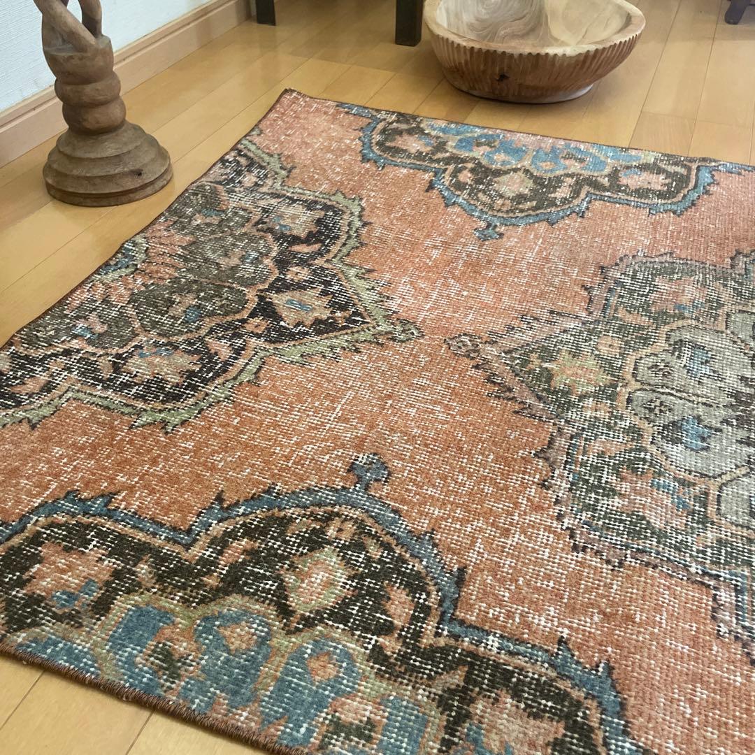 72×86 テラコッタカラー　オリエンタル柄 トルコヴィンテージラグ