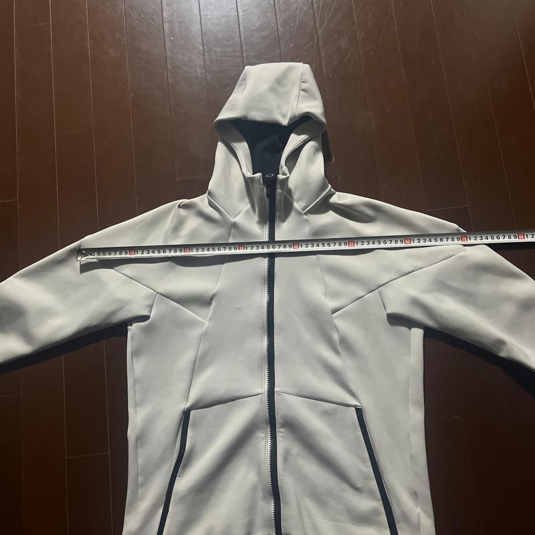 Oakley フード付きジャージ上下セット ホワイト