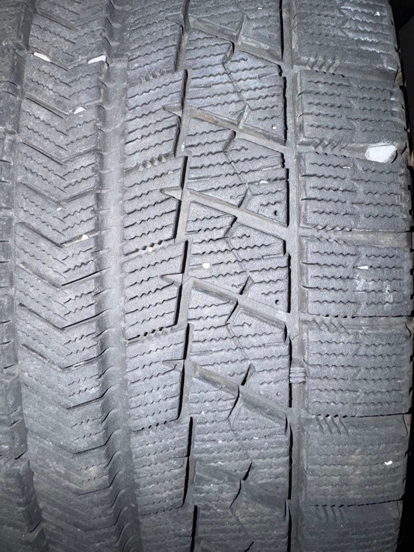 コンパクトカー‼️ブリヂストン‼️16インチ‼️スタッドレスタイヤ‼️2020年製バリ山