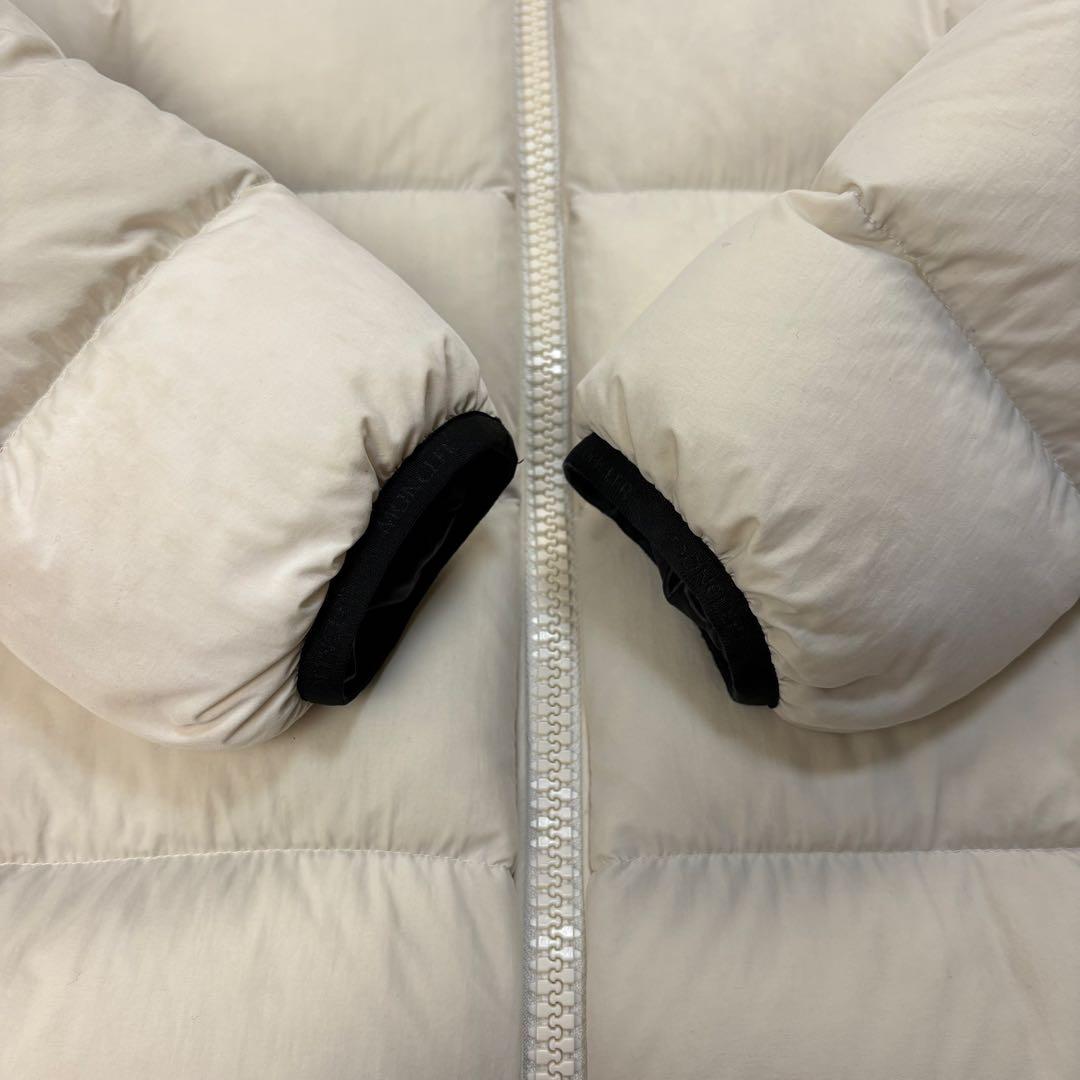 5925【QR確認済み・付属品】モンクレール☆フードロゴ入りダウン DUBOIS