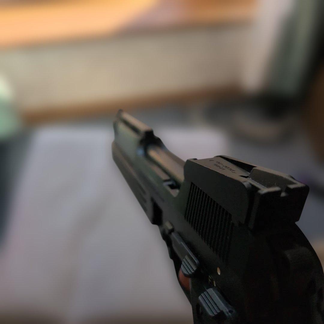 カワサキ　KSC オート9 ロボコップ　M93R　スペアマグ付