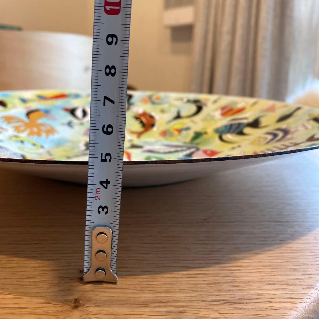 (リチャード　ケイシー）魚絵　鉄板皿の美術品　★直径　約35.7㎝