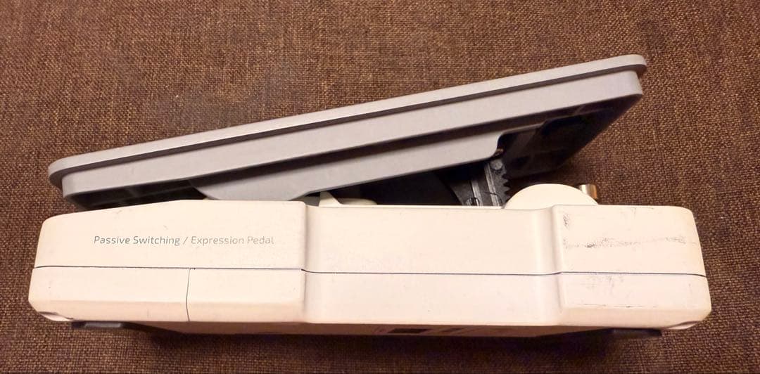 tk AmperoⅡ Press エクスプレッションペダル