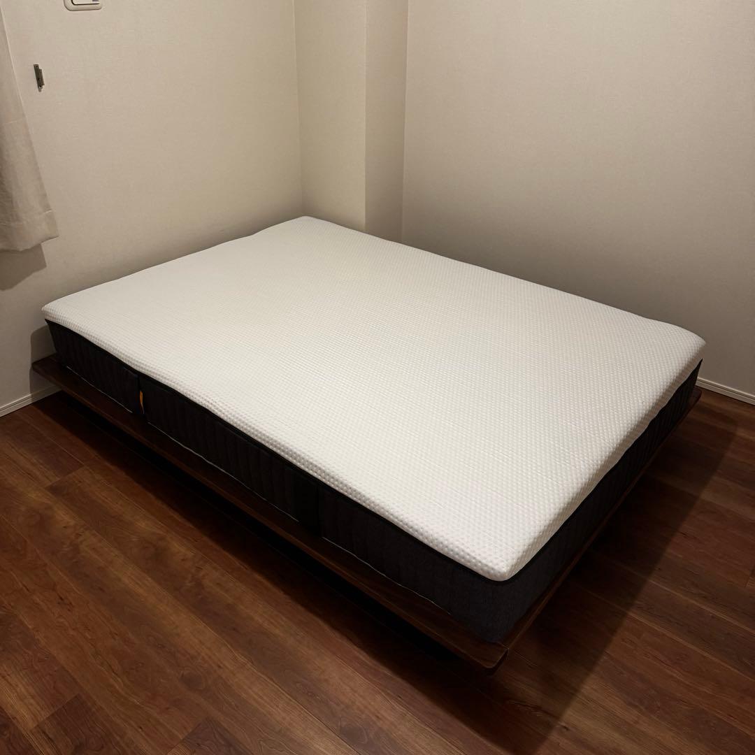 【リボん】無印良品ダブルベッドフレーム & エマスリープマットレス