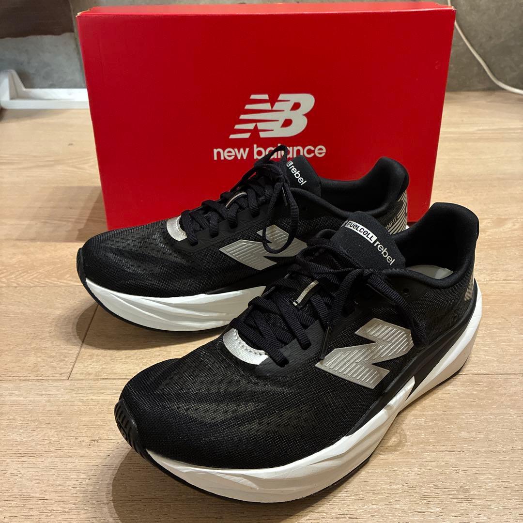 ニューバランス　FuelCell Rebel v5 メンズ　26.5cm D