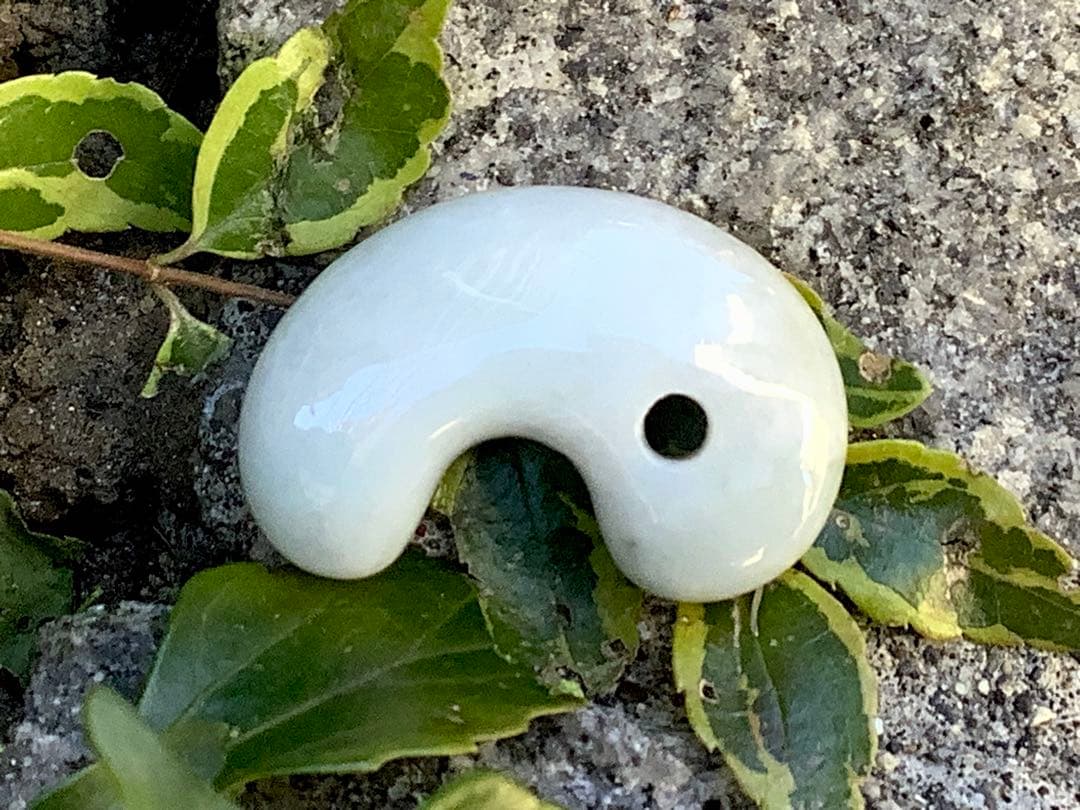 ✳霊神　神からの縁起物　糸魚川翡翠ジェダイト勾玉　本物をお身近に　機械鑑定鑑別付