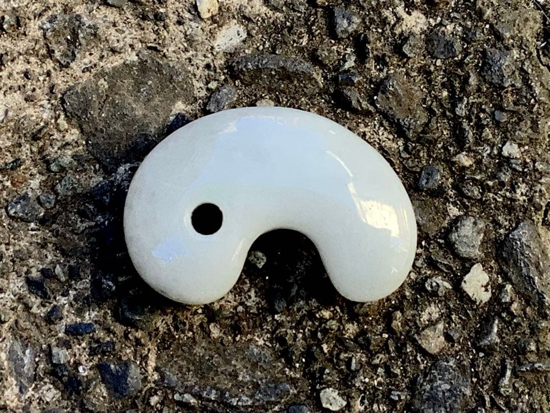 ✳霊神　神からの縁起物　糸魚川翡翠ジェダイト勾玉　本物をお身近に　機械鑑定鑑別付