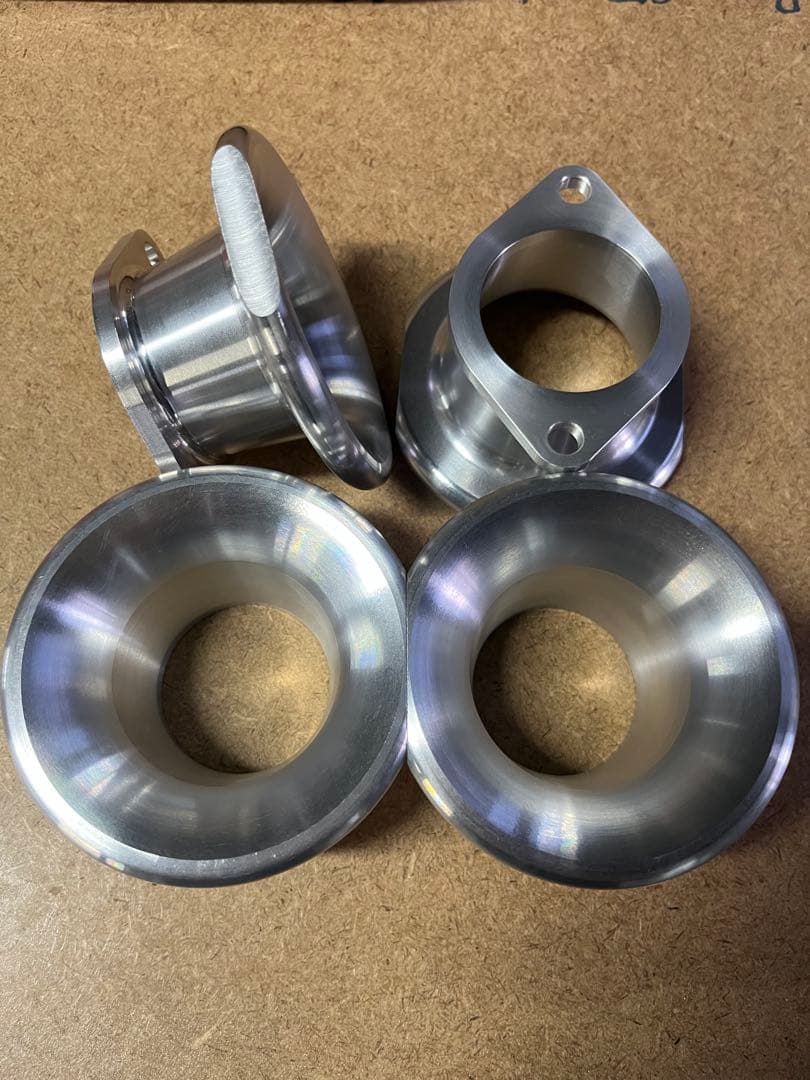 AE101用のファンネル。