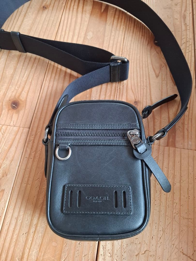 COACHテレインクロス ボディバッグ F72963 レザー 黒ショルダーバッグ