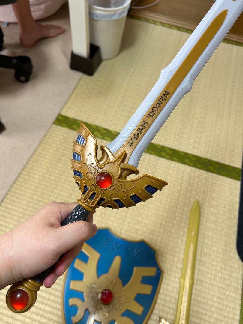 ドラゴンクエスト リアル武器 セット　ロトの盾　ロトの剣
