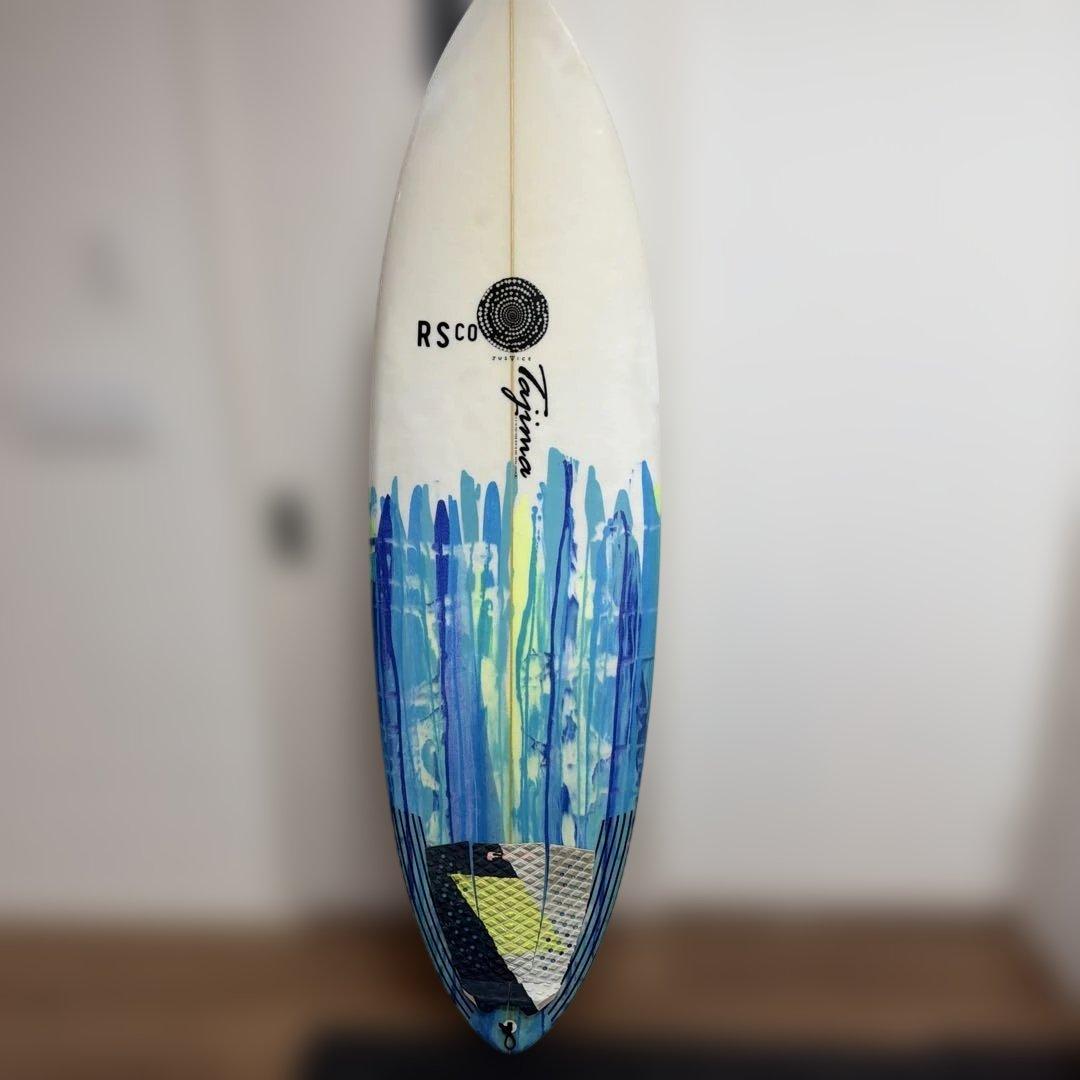 ジャスティスサーフボード　グリーンイグアナモデル