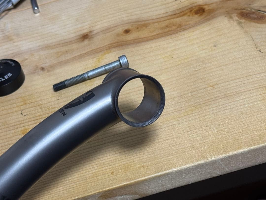 KENT ERIKSEN シートポスト 20mm セットバック