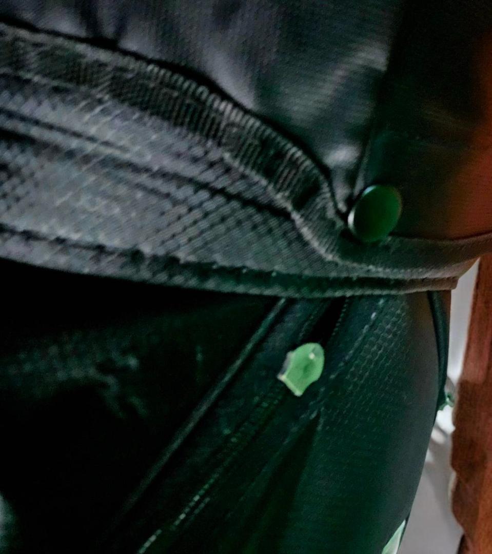 送料無料/美品　adidas キャディバックBLACKｘRED