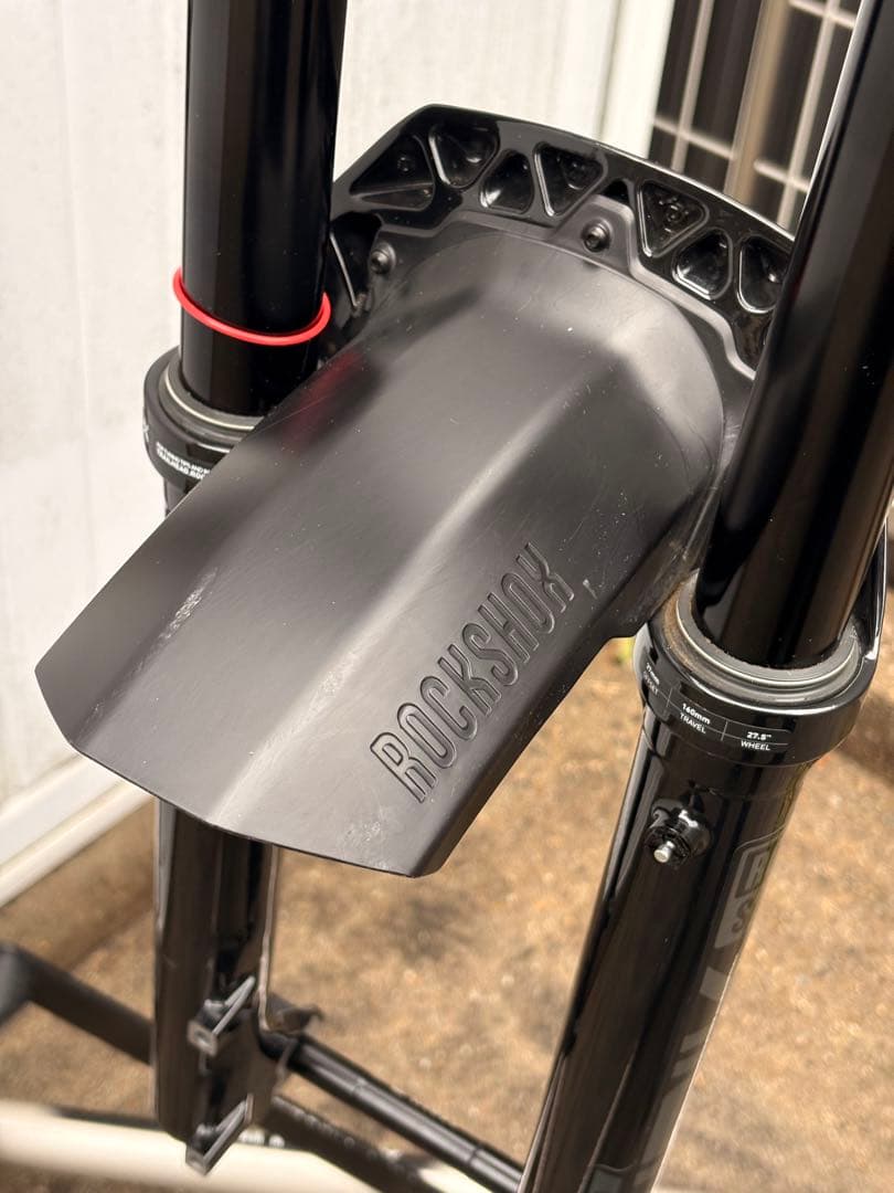 RockShox LyrikUltimate 27.5 160mm フロントサス