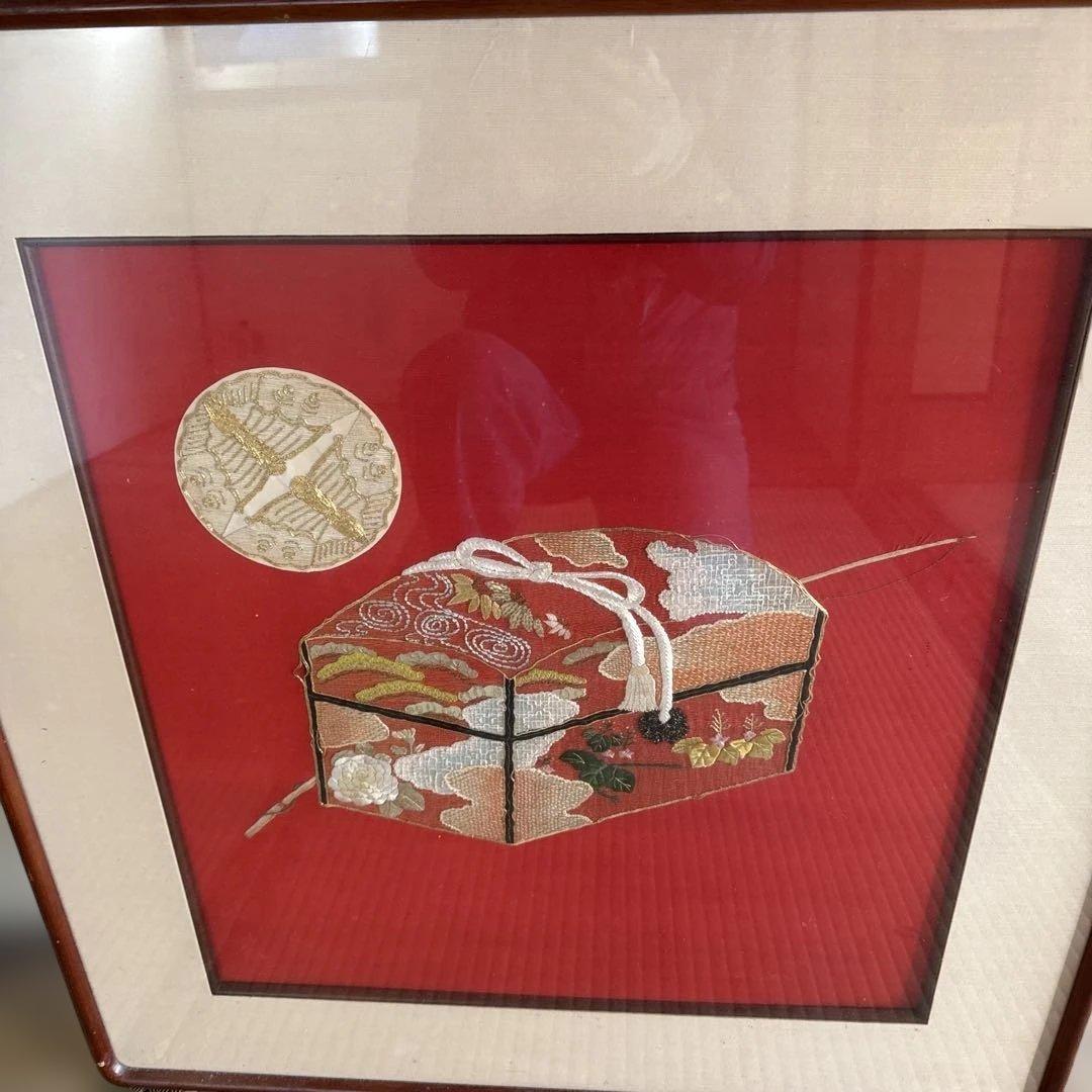 和風刺繍アート 赤い背景の箱掛け壁画飾り掛け絵純手作り刺繍
