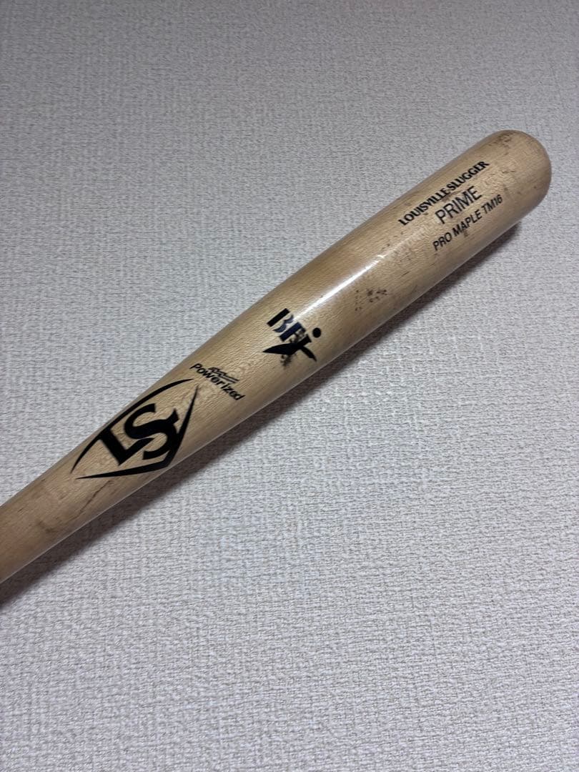 硬式用木製バット ルイスビルスラッガー 84センチ 870g