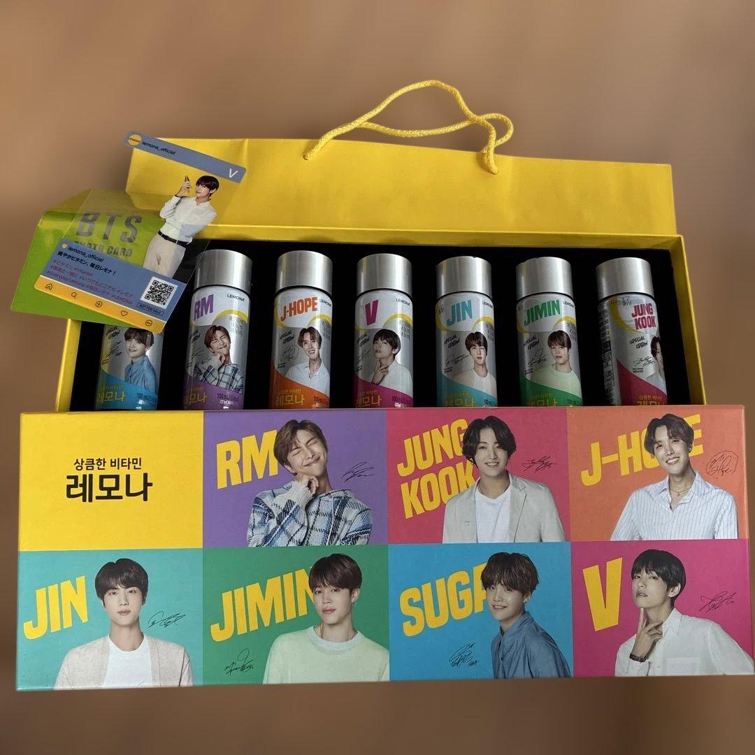 BTSグッズ　アミボムなどなど