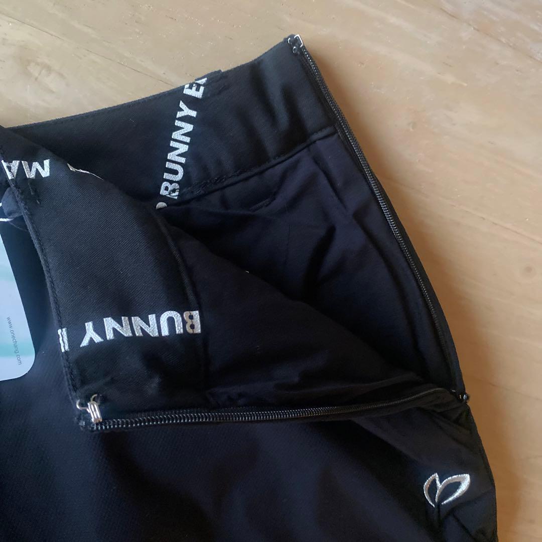 パーリーゲイツ☆新品 マスターバニー 中綿入り ストレッチ 防寒 スカート