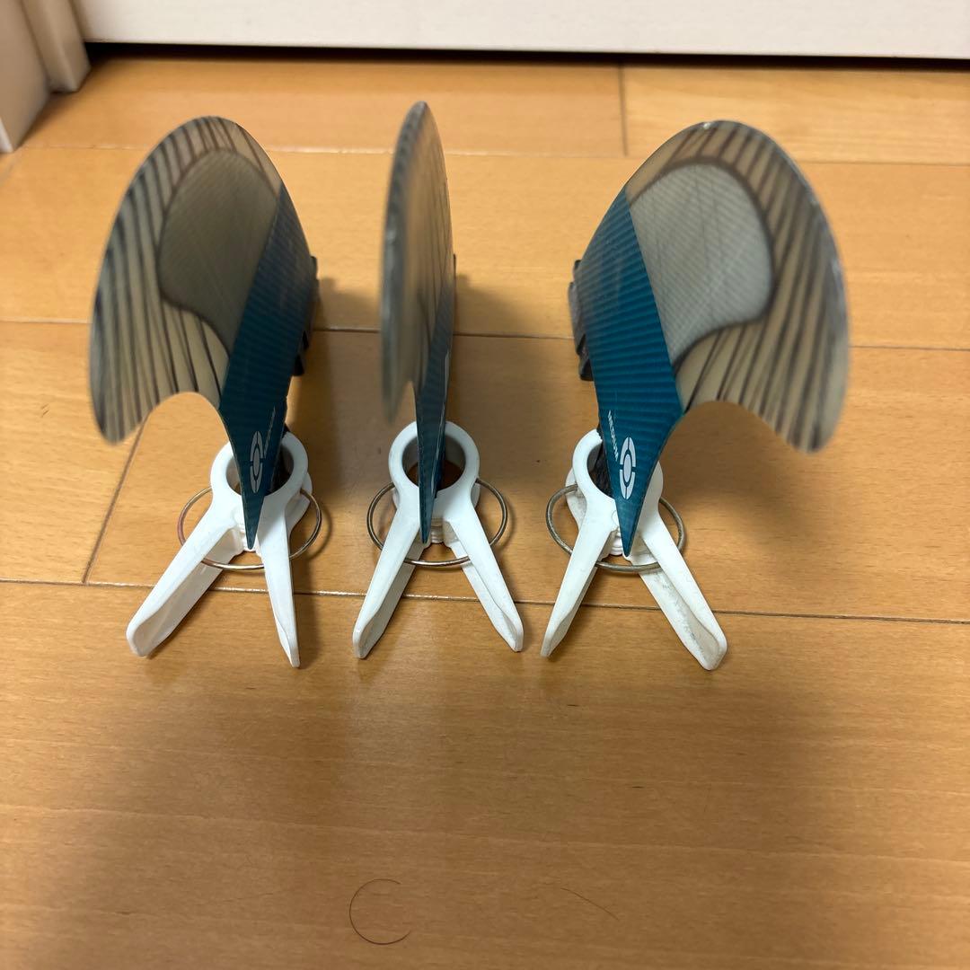 J*N様 美品　FCS2 PERFORMER M サーフボード　トライフィン　3