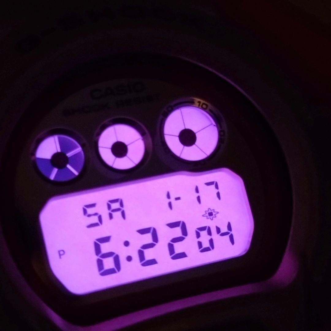 CASIO　G-SHOCK　DW-6900CB クレイジーカラーズ