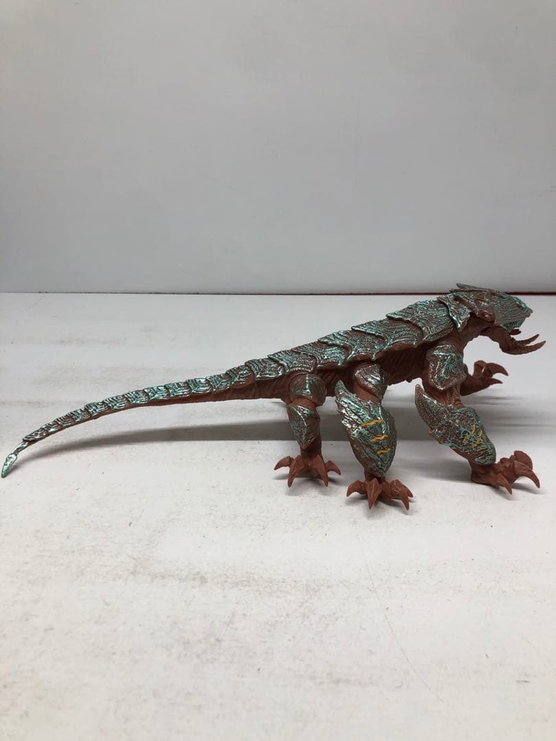 kny27048#57 パシフィック・リム ソフビ魂 3種セット 中古品