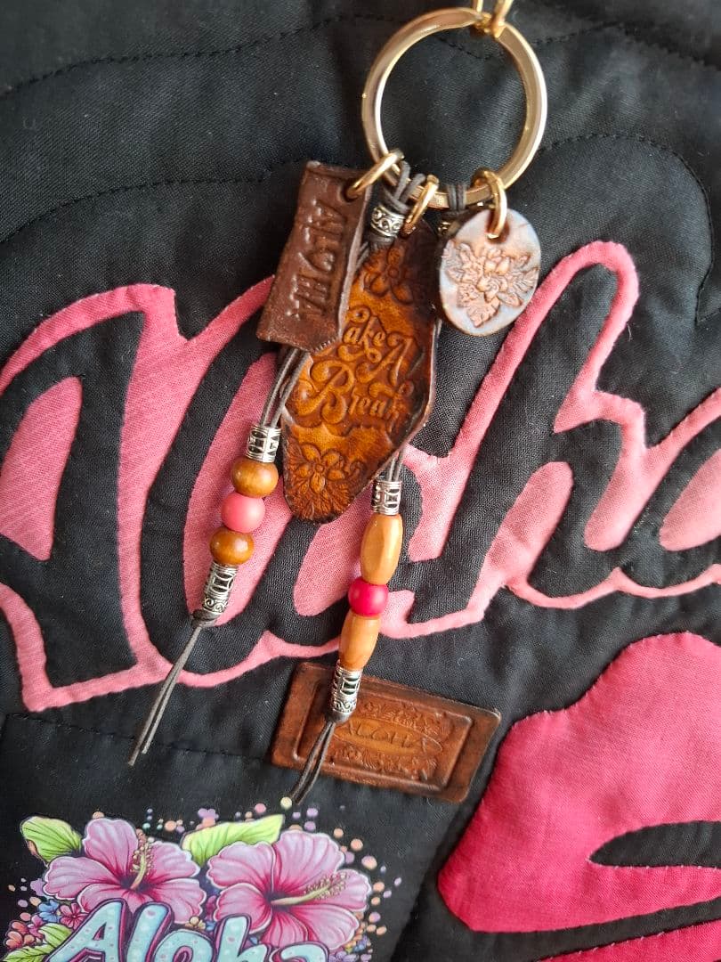 特別価格！ラスト！　ハワイアンキルト バッグ　2WAYファスナー P