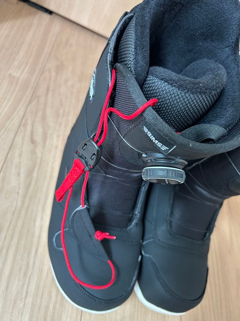 25.5スノーボードブーツ ボアシステム