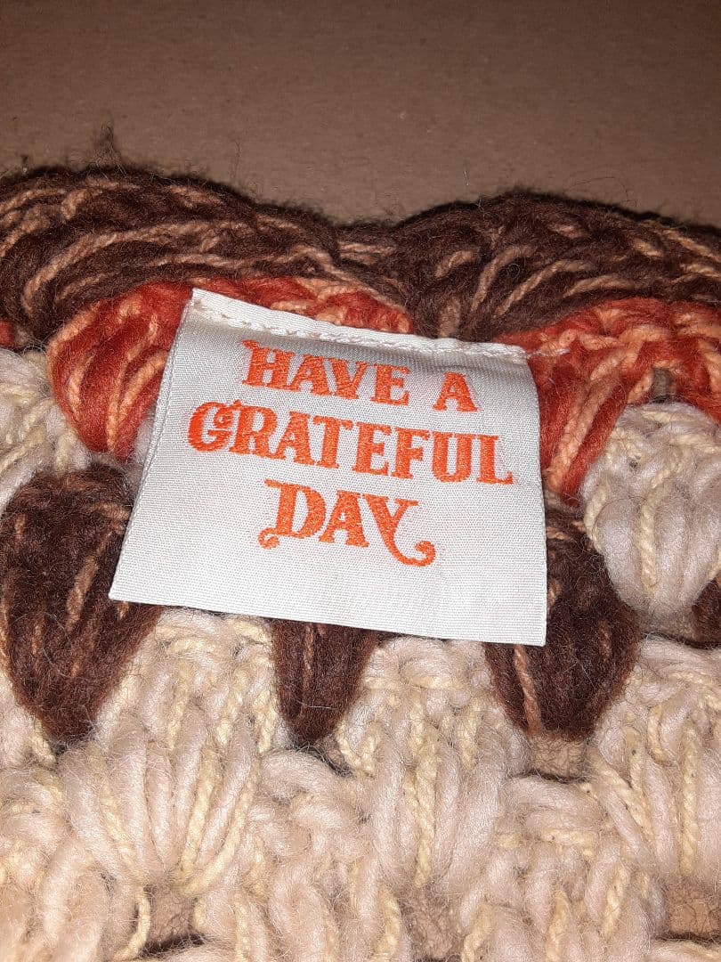 ま*る様 HAVEAGRATEFULDAYクロシェカーディガンMサイズ