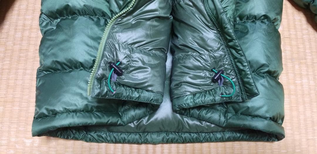 モンベル　アルパインダウンジャケット 1101426　ダークグリーン　サイズＬ