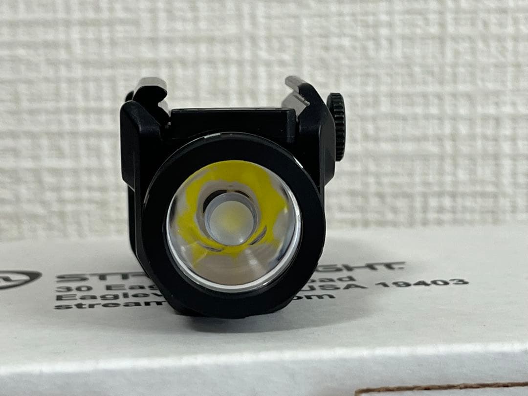 STREAMLIGHT TLR-7X 実物