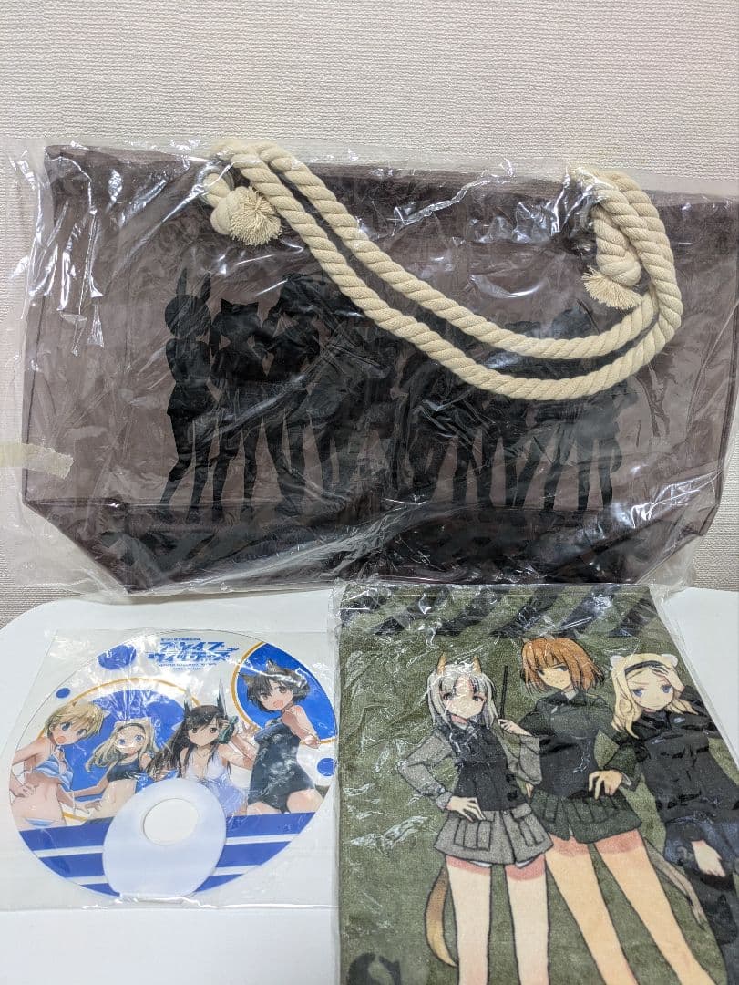 ストライクウィッチーズ　グッズ多数　次ページあります。