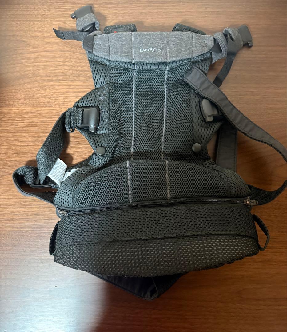 【美品】BABYBJÖRN ベビービョルン HARMONY ブラック