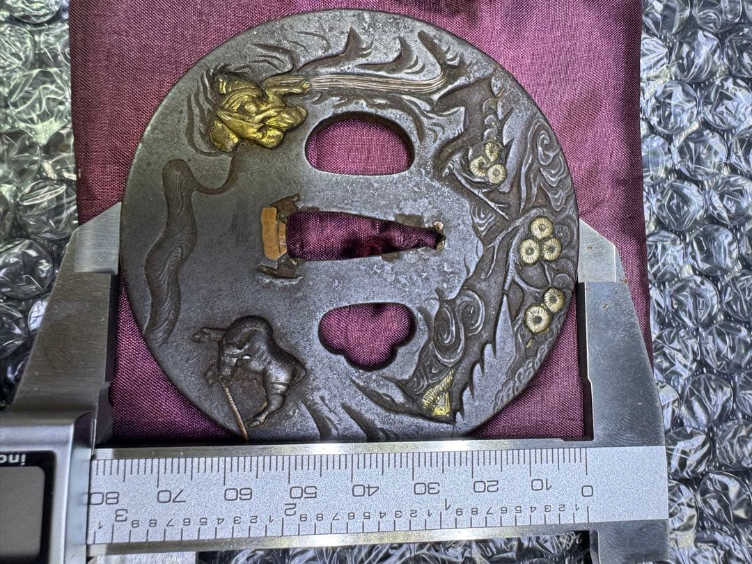 無銘　　金工金象嵌松下　牛引き　山水図鍔　透かし鐔　刀鐔　鍔