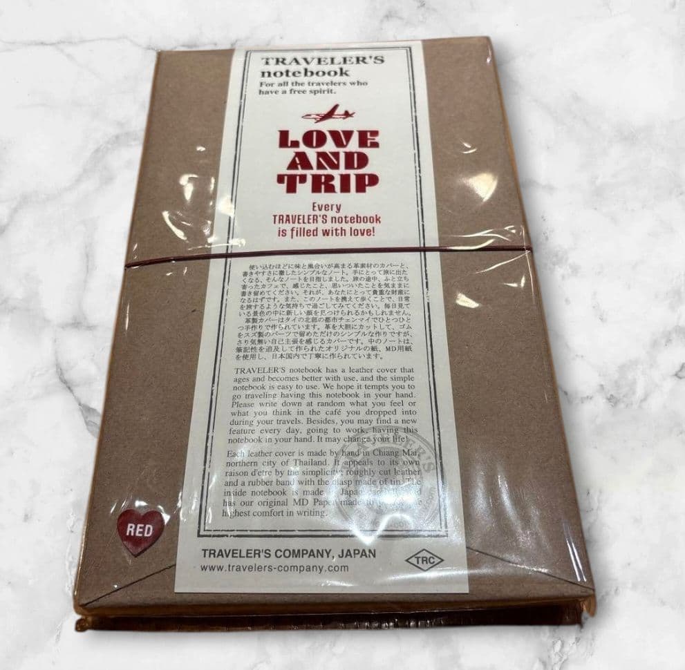 トラベラーズノート LOVE AND TRIP レッド 赤 限定 レギュラー