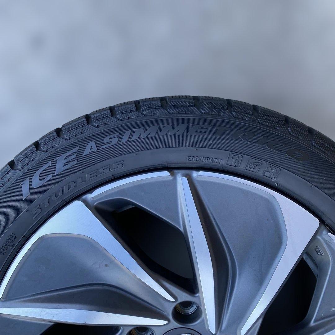 中古溝ありピレリスタッドレスセット215/50R17 インサイト、ジェイド