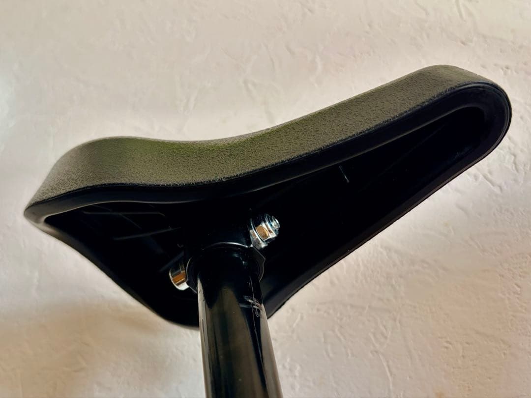 【極美品】STRIDER ストライダー SPORTS MODEL 12インチ 赤