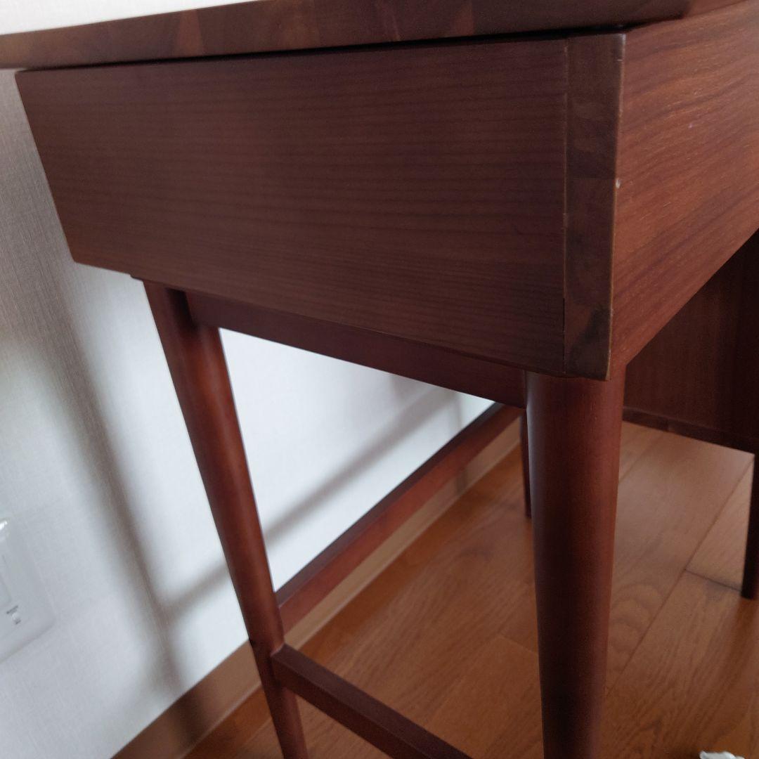 『emoエモ』ドレッサー