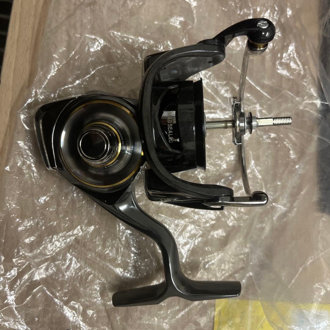 ダイワルビアス DAIWA 20LUVIAS 4000-CXH フルベアリング可